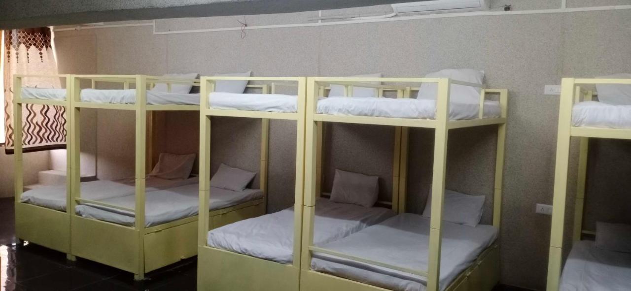 Hotel Mayura, Ankleshwar 外观 照片