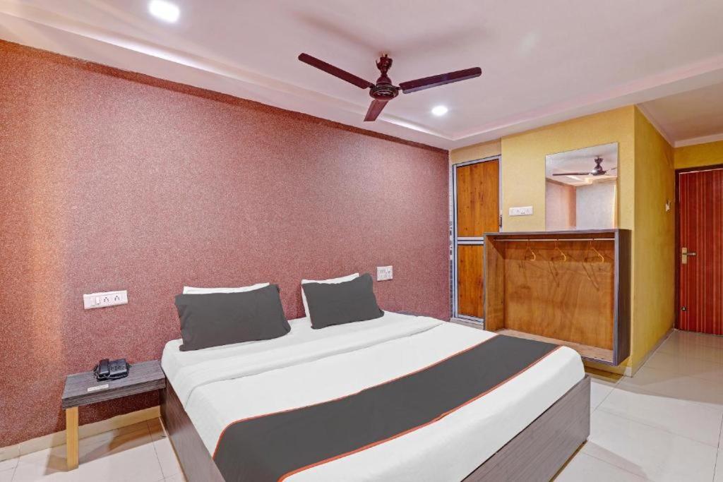 Hotel Mayura, Ankleshwar 外观 照片