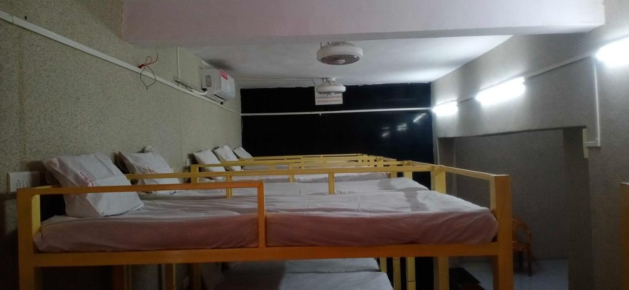 Hotel Mayura, Ankleshwar 外观 照片